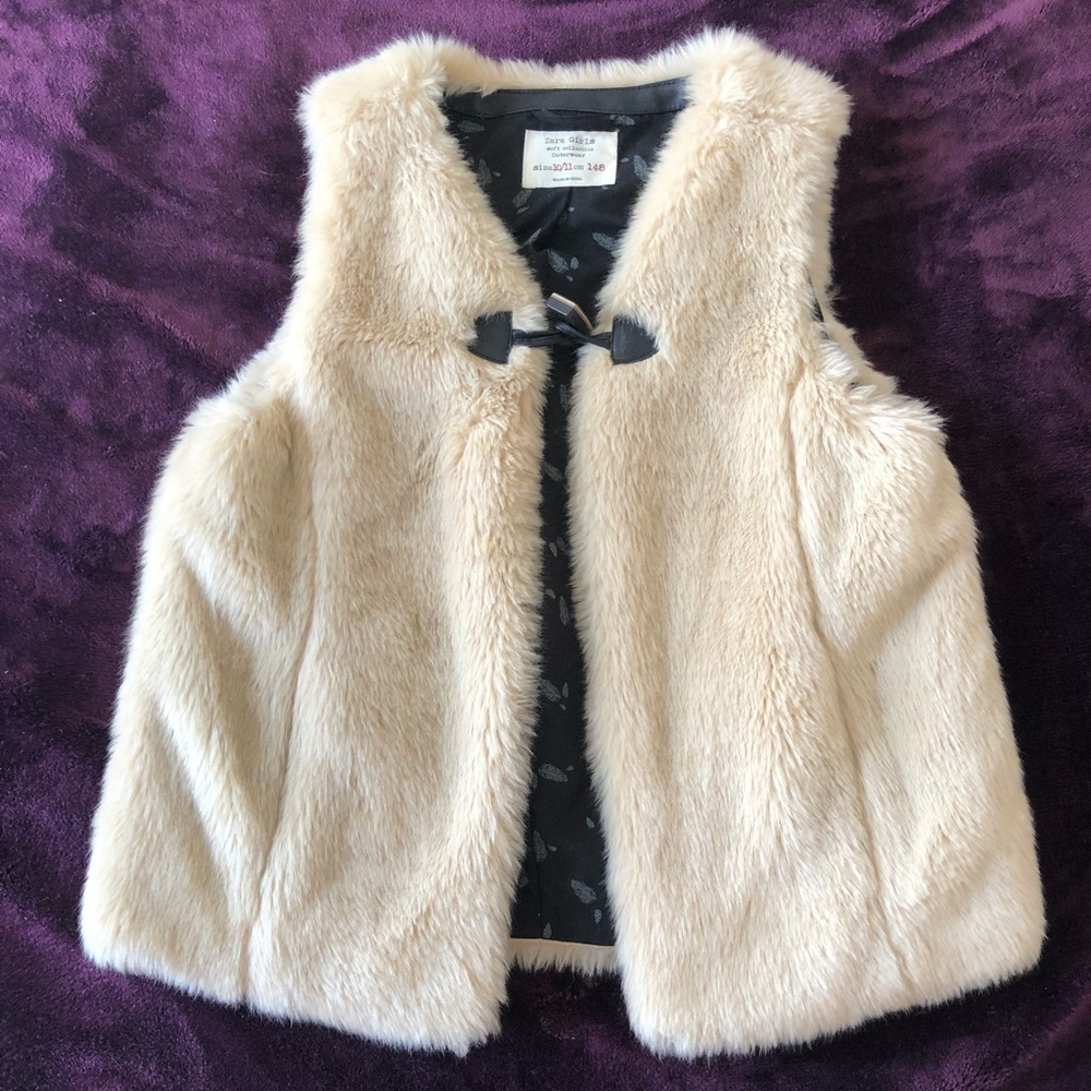Girls vegan furry vest